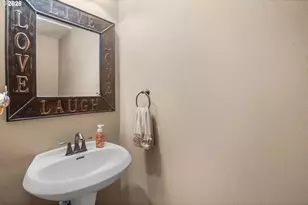 1506 NW 339th St, La Center, WA 98629 - Photo 10