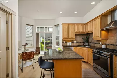 1526 NW 24th Ave, Portland, OR 97210 - Photo 10