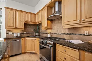 1526 NW 24th Ave, Portland, OR 97210 - Photo 12