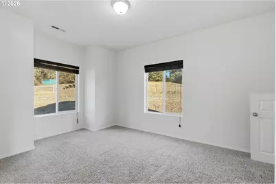 25250 NW Mount Richmond Rd, Yamhill, OR 97148 - Photo 6