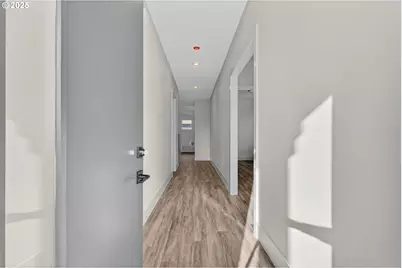 632 SE 35th St, Battle Ground, WA 98604 - Photo 2