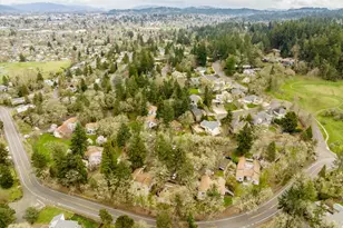 2145 Hawkins Ln, Eugene, OR 97405 - Photo 26