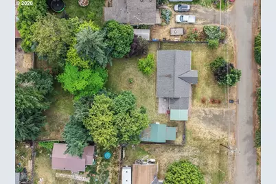 224 5th St, Dillard, OR 97432 - Photo 4