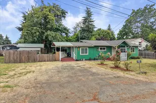 224 5th St, Dillard, OR 97432 - Photo 2