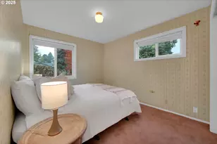 240 Dibblee Ln, Eugene, OR 97404 - Photo 32