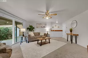 240 Dibblee Ln, Eugene, OR 97404 - Photo 18