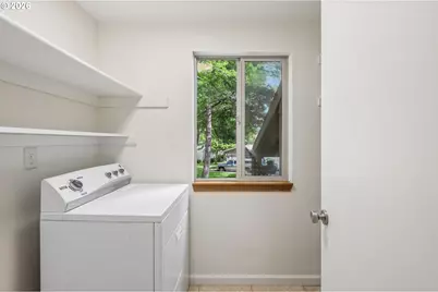 11747 SW Boones Bend Dr, Beaverton, OR 97008 - Photo 18