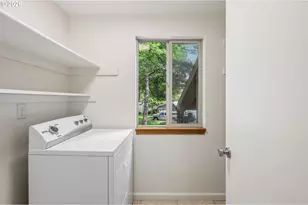11747 SW Boones Bend Dr, Beaverton, OR 97008 - Photo 18