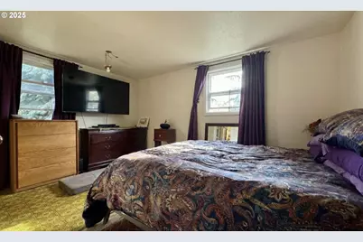 1018 7th St NW, Salem, OR 97304 - Photo 12