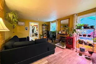 1018 7th St NW, Salem, OR 97304 - Photo 2