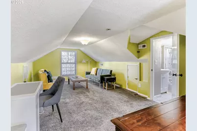 152 NE 5th Ave, Canby, OR 97013 - Photo 16