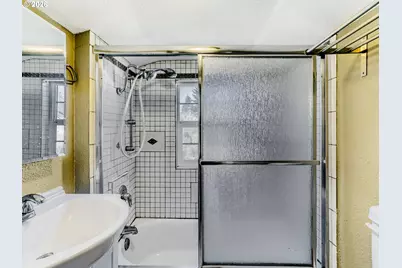 152 NE 5th Ave, Canby, OR 97013 - Photo 18