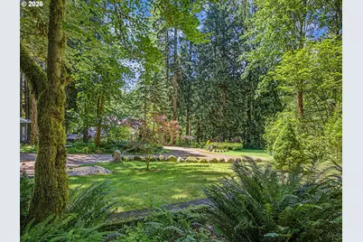 21323 E Parkway Ave, Rhododendron, OR 97049 - Photo 4