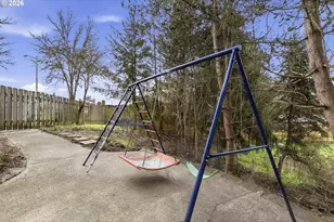 1010 SE 3rd Ave, Battle Ground, WA 98604 - Photo 30