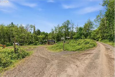303 Upperwest Rd, Castle Rock, WA 98611 - Photo 2