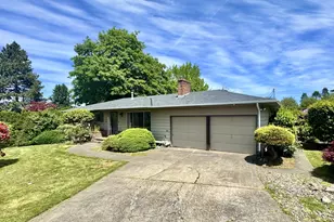3602 NE 134th Ave, Portland, OR 97230 - Photo 2