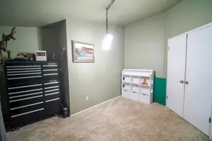 18021 Country Village Dr, Oregon City, OR 97045 - Photo 6