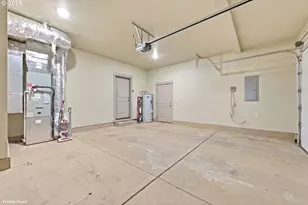 87941 10th St, Veneta, OR 97487 - Photo 40