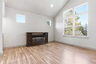 87941 10th St, Veneta, OR 97487 - Photo 8