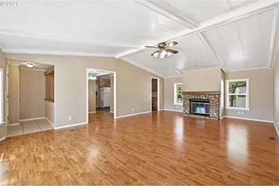 5660 Daisy St #31, Springfield, OR 97478 - Photo 12