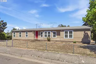 5660 Daisy St, Springfield, OR 97478 - Photo 6