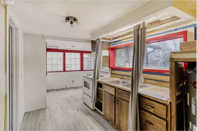 615 W McLoughlin Blvd, Vancouver, WA 98660 - Photo 8