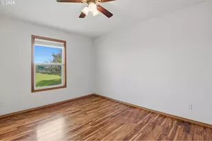 1270 NE Blossom Dr, McMinnville, OR 97128 - Photo 26