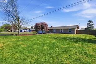 1270 NE Blossom Dr, McMinnville, OR 97128 - Photo 4