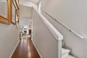 8962 SW 75th Pl, Portland, OR 97223 - Photo 14