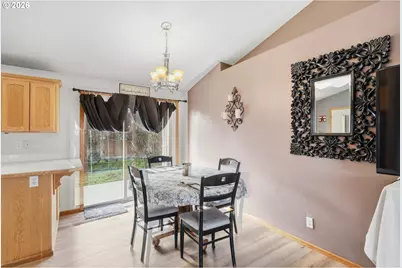 961 Bush Ln, Creswell, OR 97426 - Photo 10