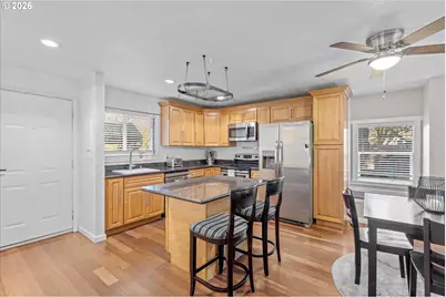 4 Touchstone #140, Lake Oswego, OR 97035 - Photo 8