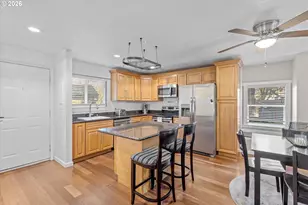 4 Touchstone Ct, Lake Oswego, OR 97035 - Photo 8