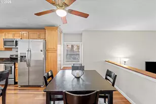 4 Touchstone Ct, Lake Oswego, OR 97035 - Photo 12