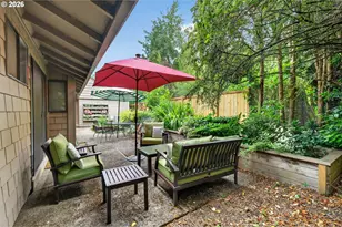 4654 SW Flower Pl, Portland, OR 97221 - Photo 30