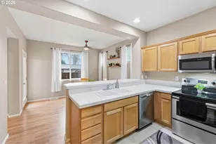 1502 SE Sweetbay St, Hillsboro, OR 97123 - Photo 8