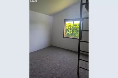 1116 7th St, Florence, OR 97439 - Photo 8
