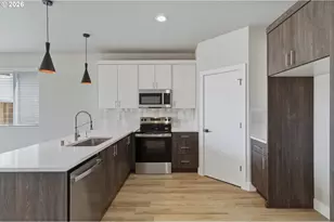 628 SE 34th St, Battle Ground, WA 98604 - Photo 6