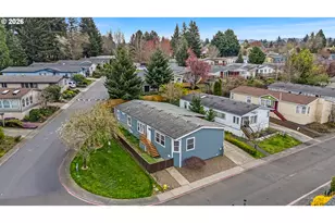 672 SW Sunset Way, Troutdale, OR 97060 - Photo 1