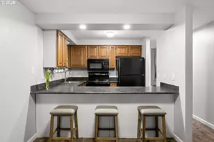 5563 SW Multnomah Blvd, Portland, OR 97219 - Photo 14