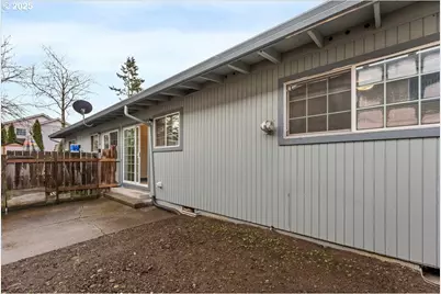 14330 SE Powell Blvd, Portland, OR 97236 - Photo 16