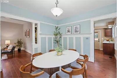 9306 SW 30th Ave, Portland, OR 97219 - Photo 8