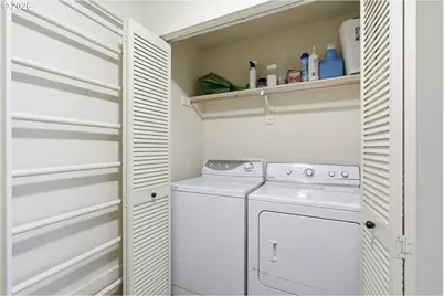 7869 NE Rockne Way, Hillsboro, OR 97006 - Photo 20