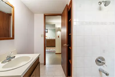 3623 NE 67th Ave, Portland, OR 97213 - Photo 24