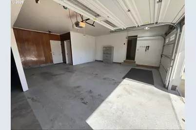 3330 Chester St, North Bend, OR 97459 - Photo 30