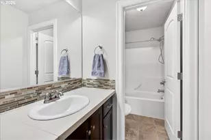 18842 Tanoak Way, Oregon City, OR 97045 - Photo 34