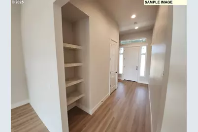 657 Magnolia Ave #10, Woodburn, OR 97071 - Photo 6