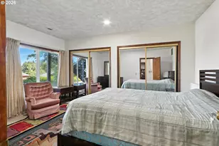 9838 SE Clatsop St, Portland, OR 97266 - Photo 38