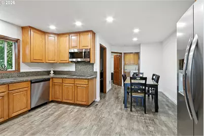 9838 SE Clatsop St, Portland, OR 97266 - Photo 22