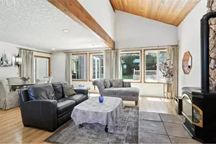 9838 SE Clatsop St, Portland, OR 97266 - Photo 16