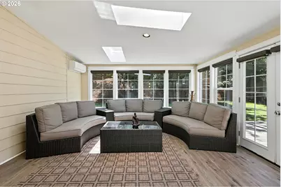 9838 SE Clatsop St, Portland, OR 97266 - Photo 18